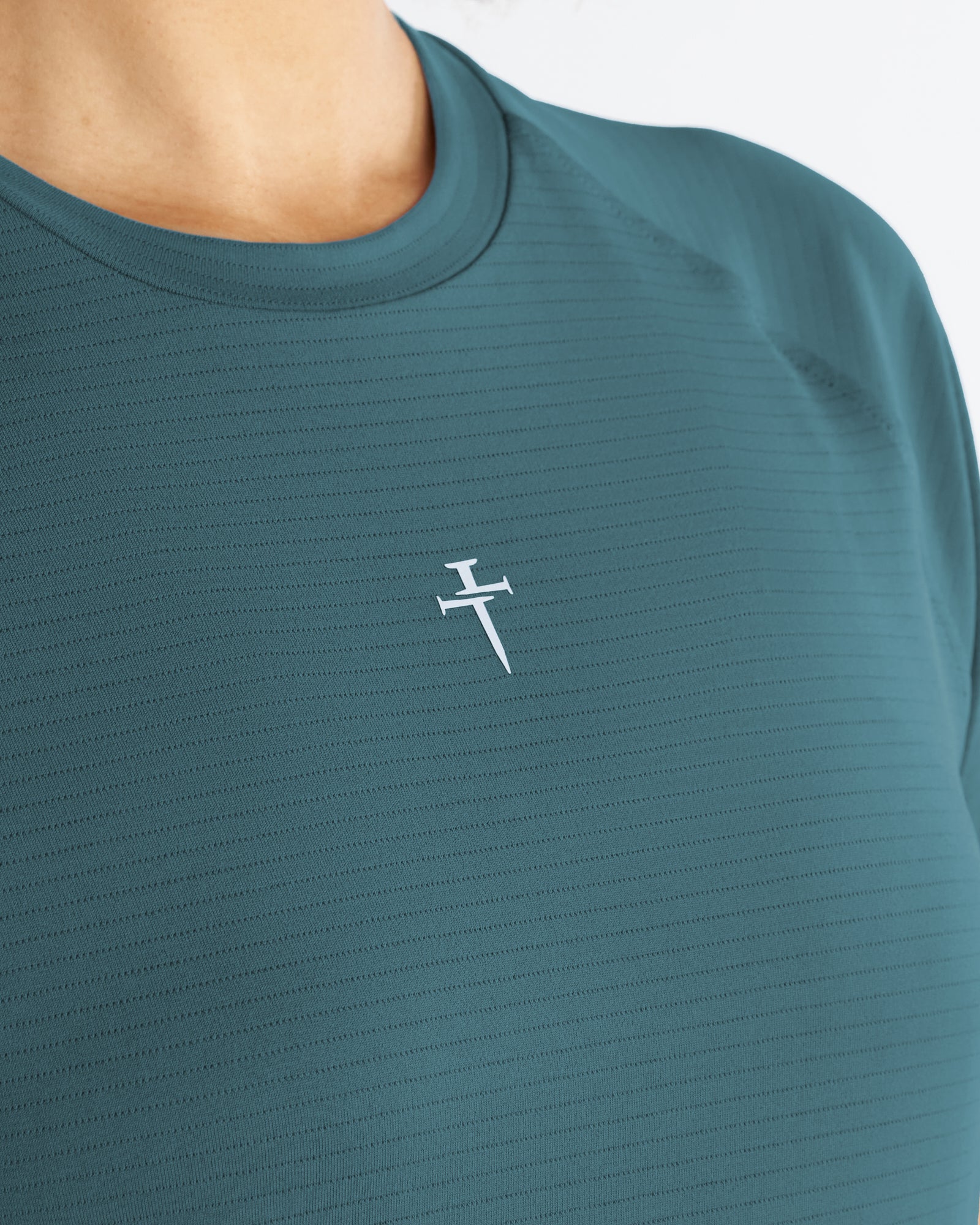 Women's Aion-Lite™ Relaxed Tee "Cross" - Teal