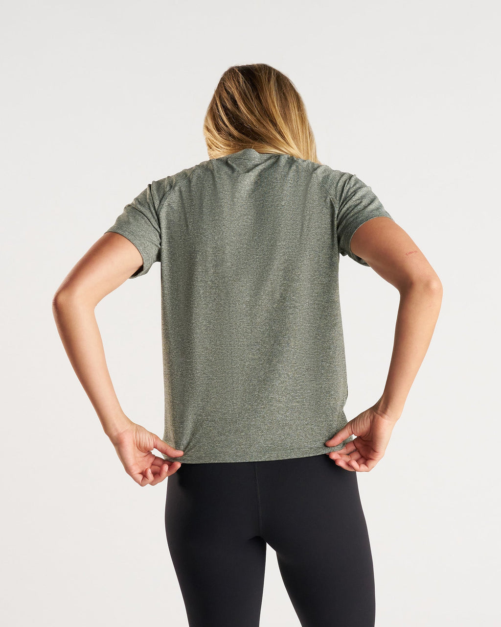 Women's Aion-Lite™ Relaxed Tee - Dark Pine Marl