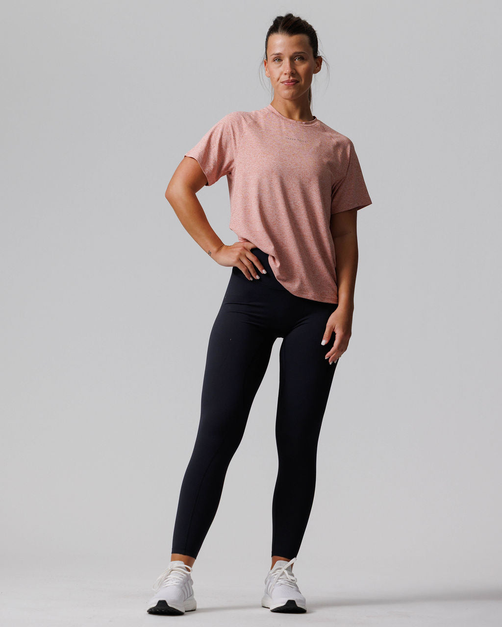 Women's Aion-Lite™ Relaxed Tee - Desert Sun Marl