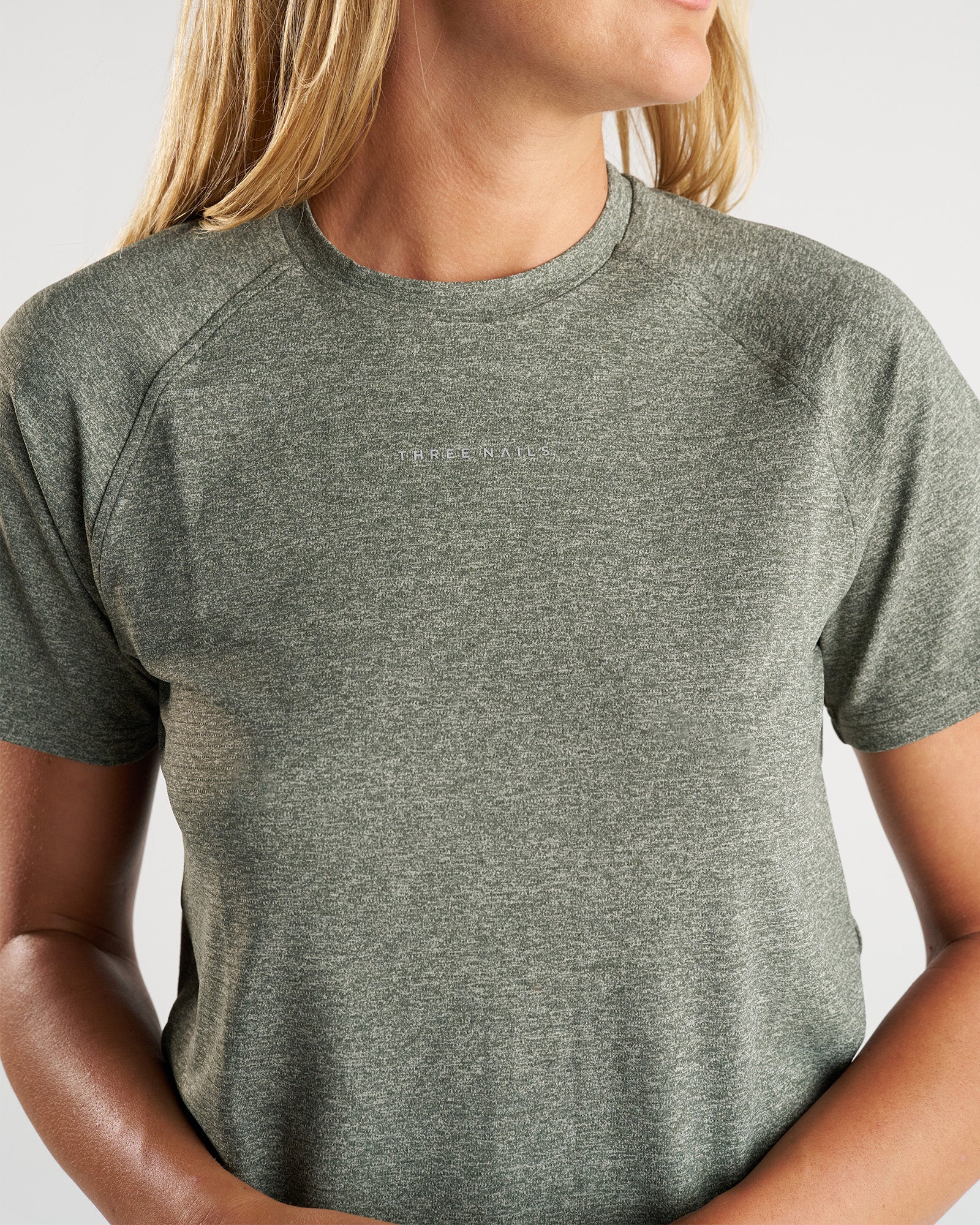 Women's Aion-Lite™ Relaxed Tee - Dark Pine Marl